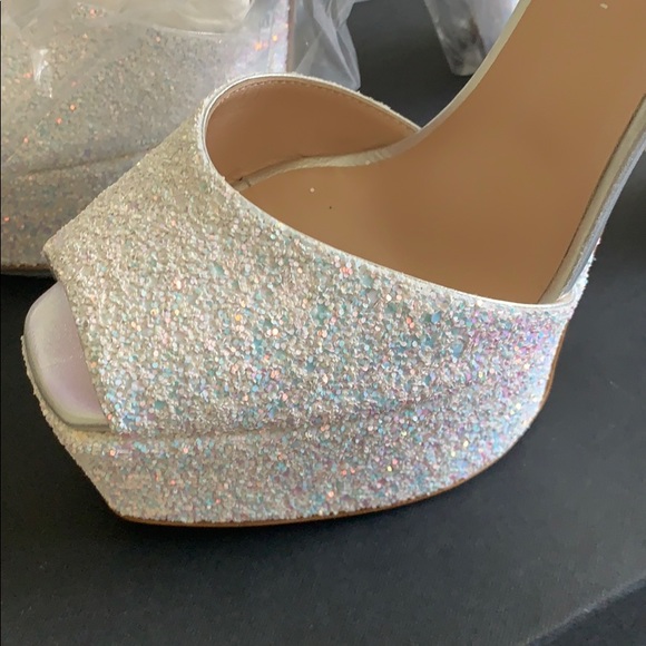 Giuseppe Zanotti Peep Toe Heel